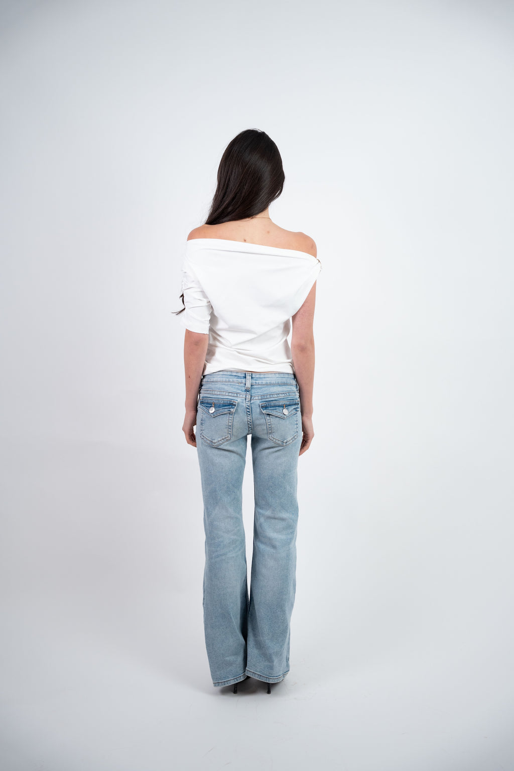 ASYMMETRIC ONE SHOULDER TOP