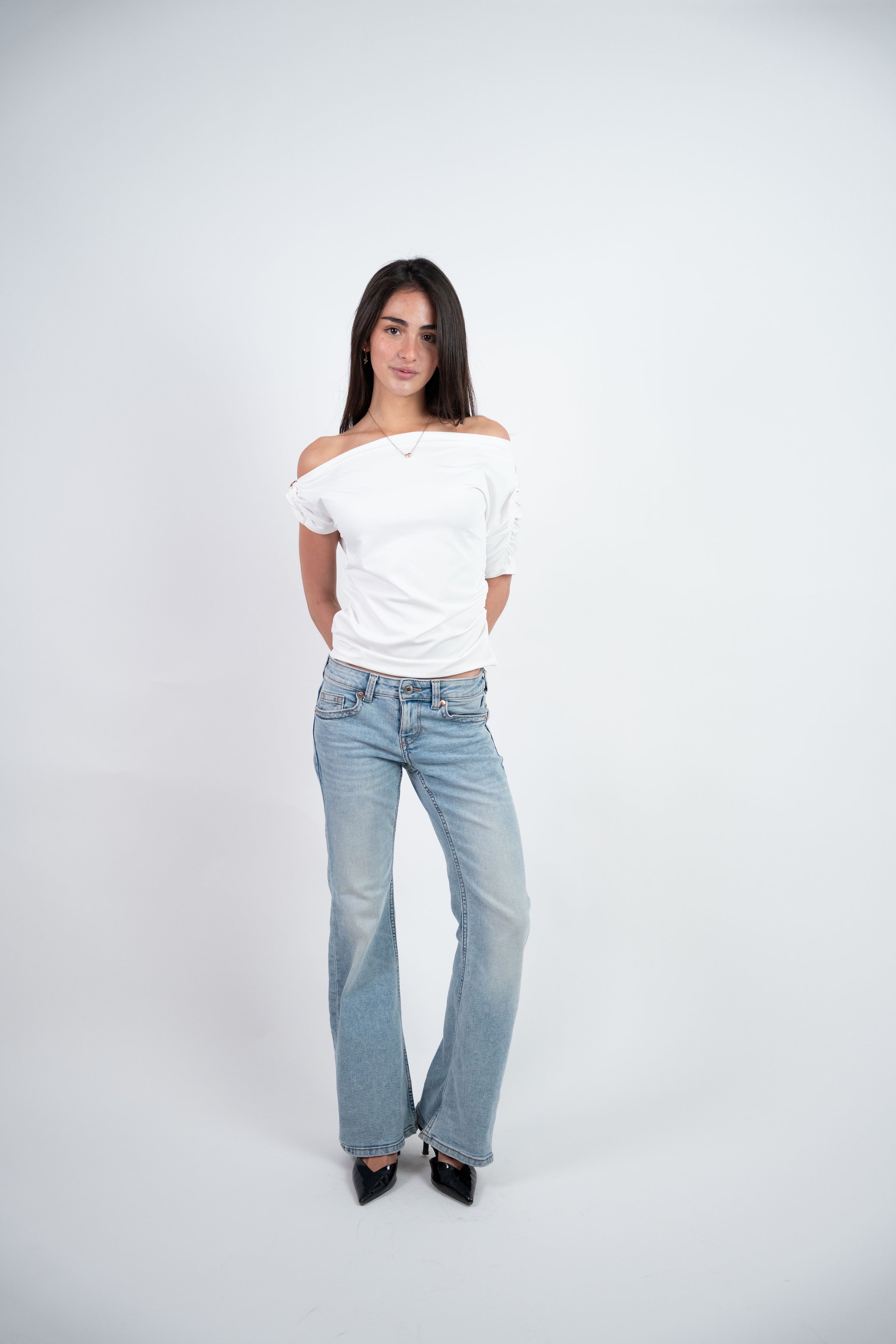 ASYMMETRIC ONE SHOULDER TOP