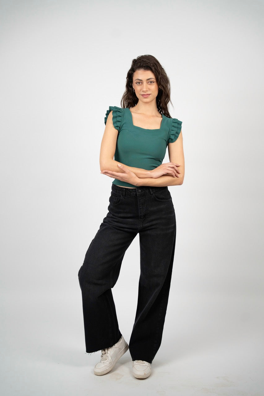 RUFFLE SLEEVE TOP