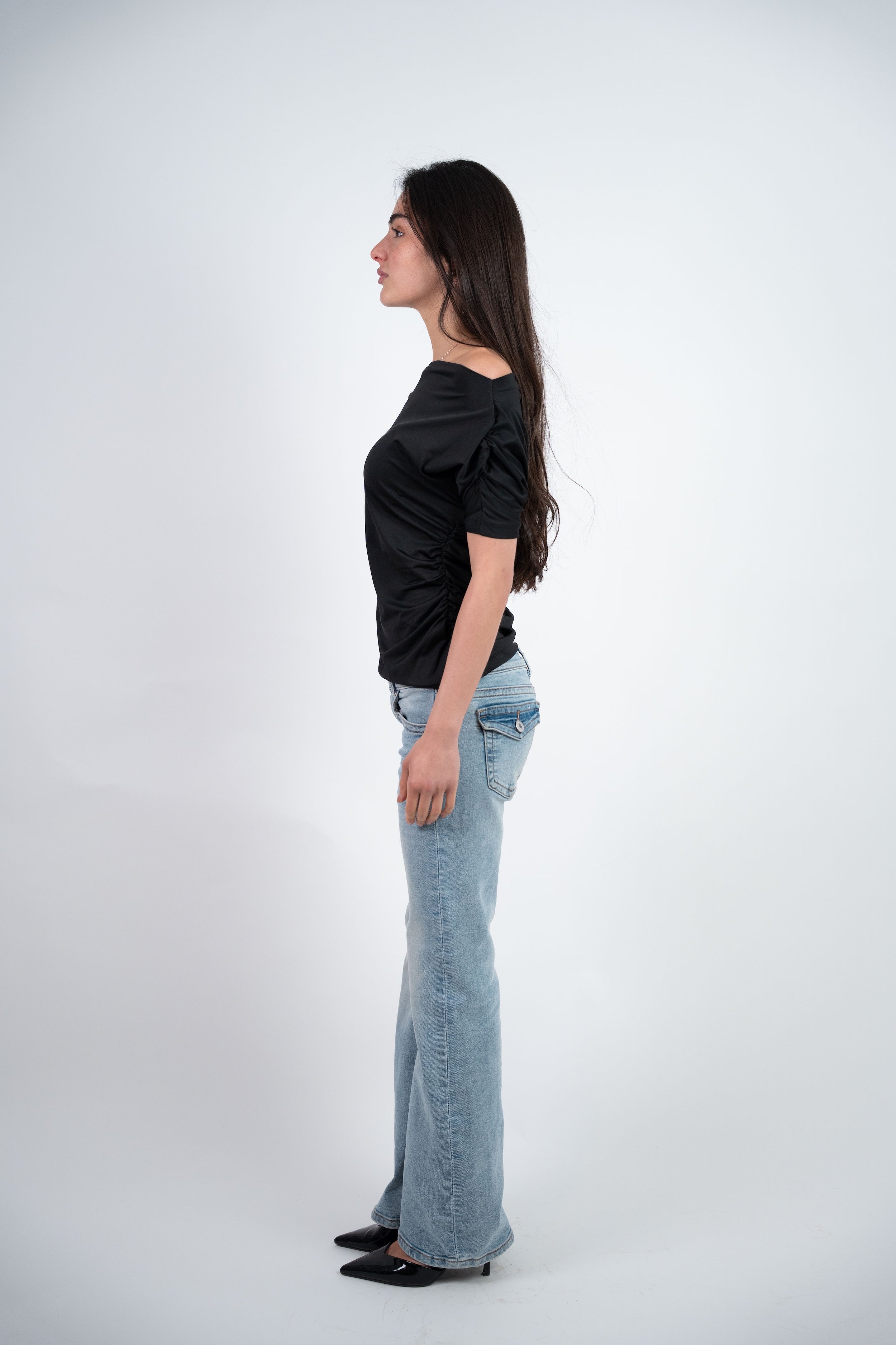 ASYMMETRIC ONE SHOULDER TOP