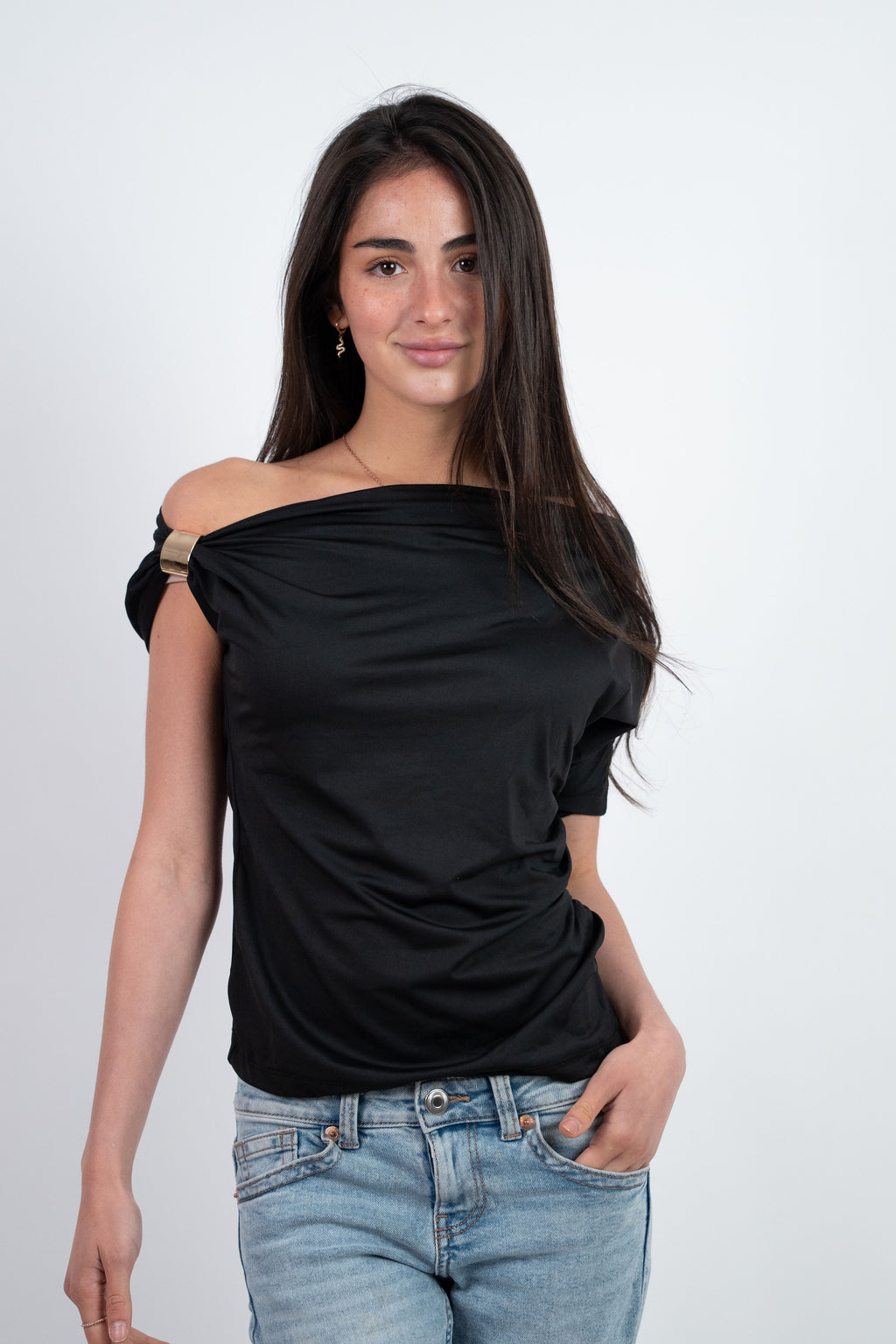 ASYMMETRIC ONE SHOULDER TOP