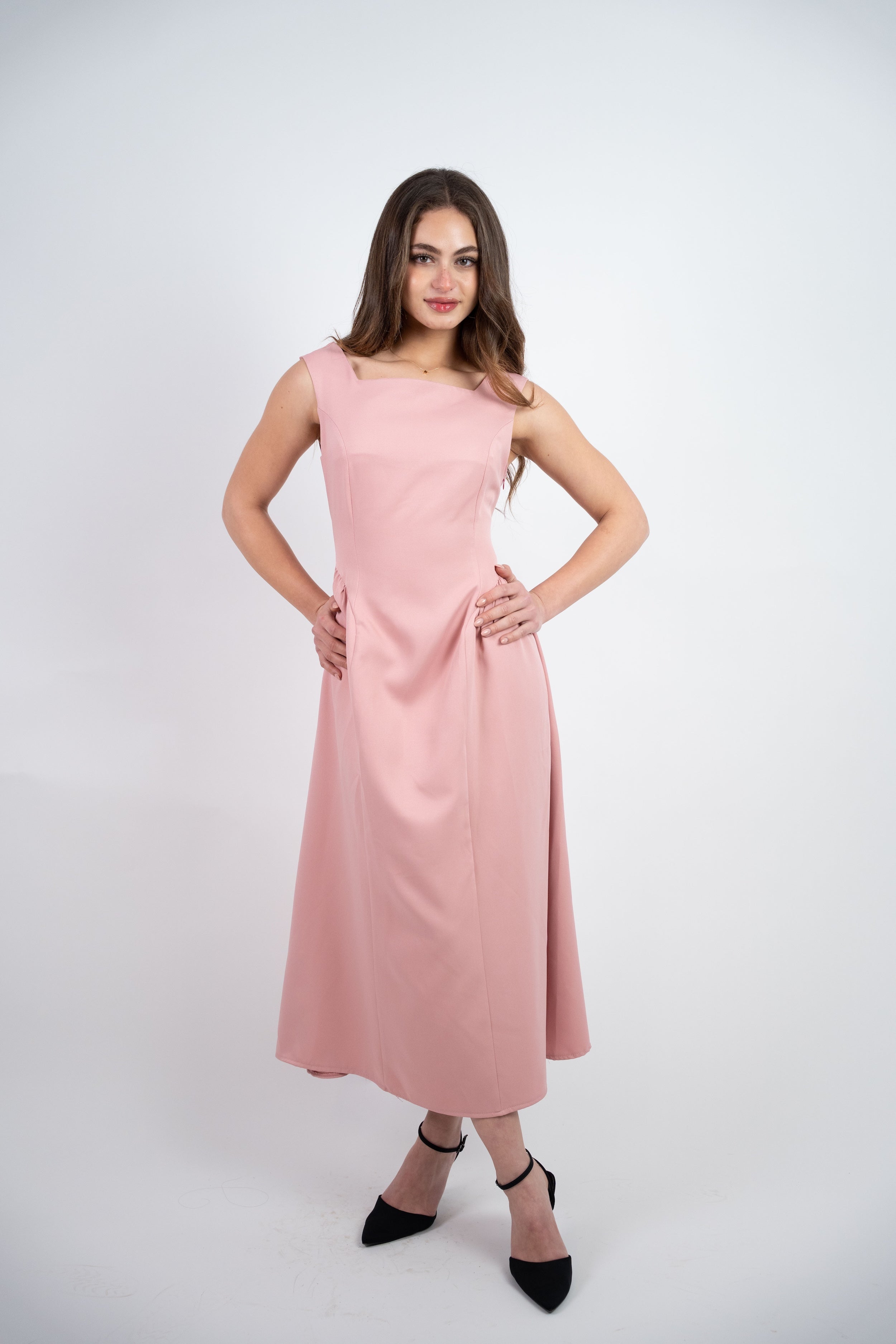 SLEEVELESS MIDI DRESS