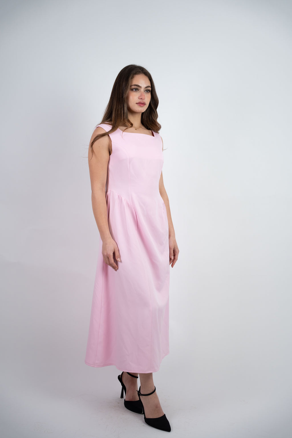 SLEEVELESS MIDI DRESS