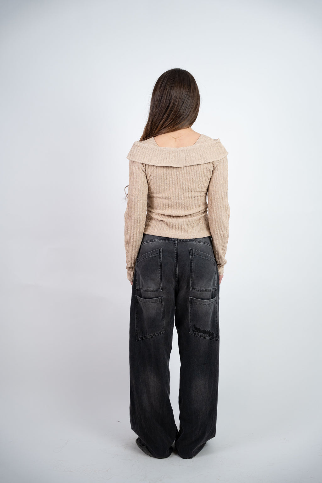 OFF SHOULDER TEXTURED BLOUSE