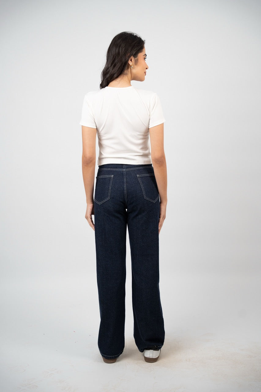 RUCHED V-NECK CROP TOP