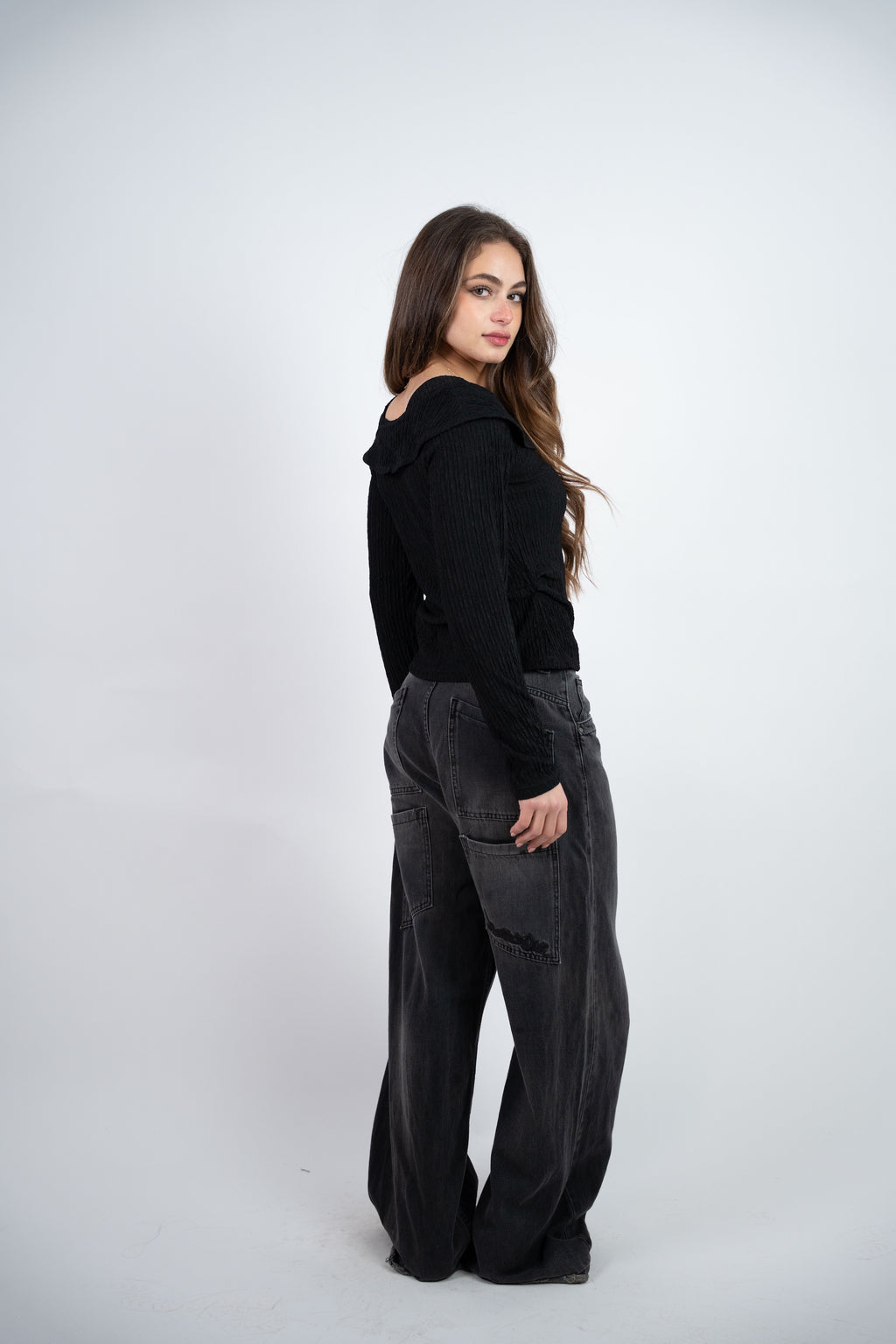 OFF SHOULDER TEXTURED BLOUSE