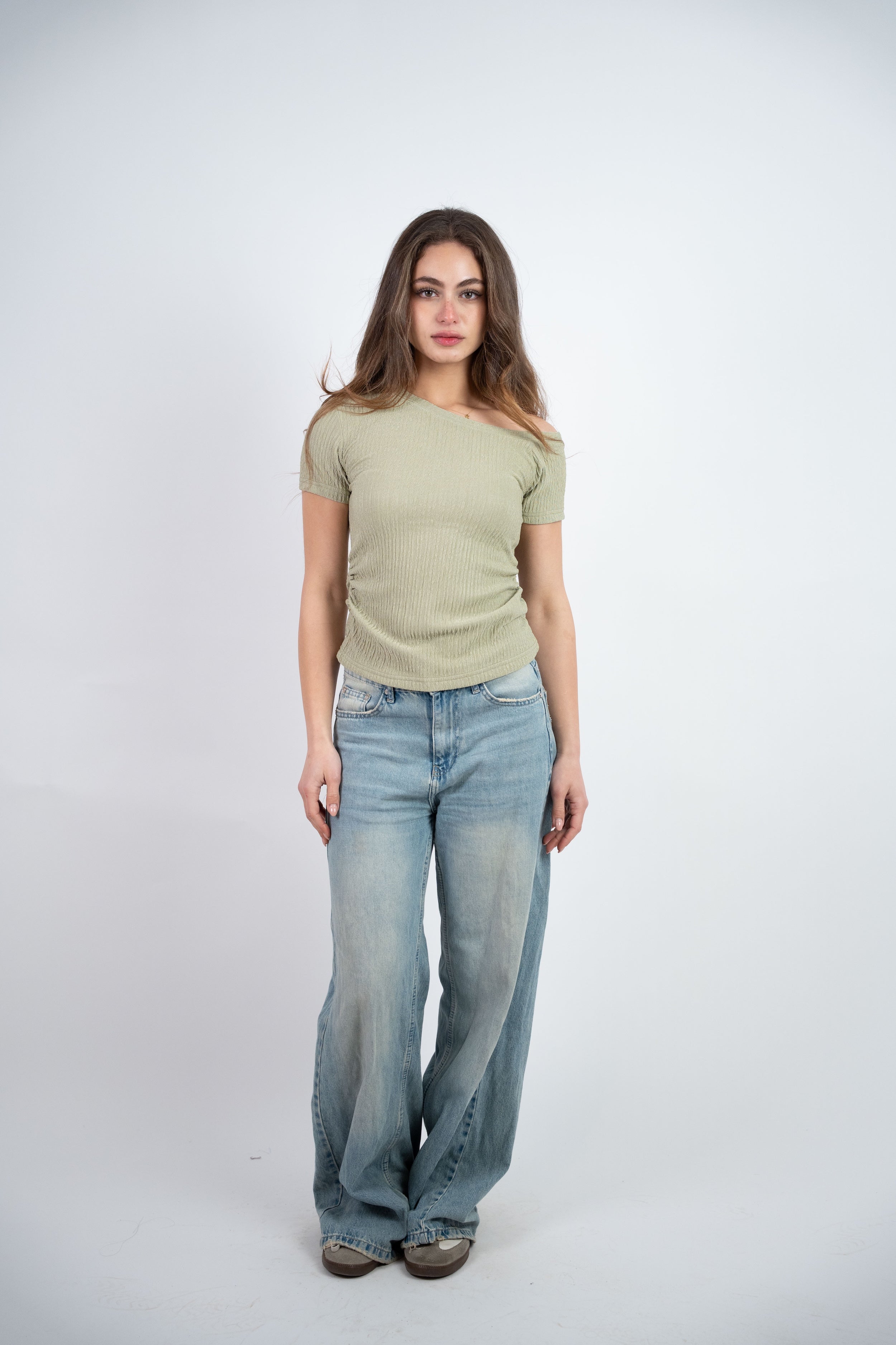 OFF SHOULDER CRINKLE BLOUSE