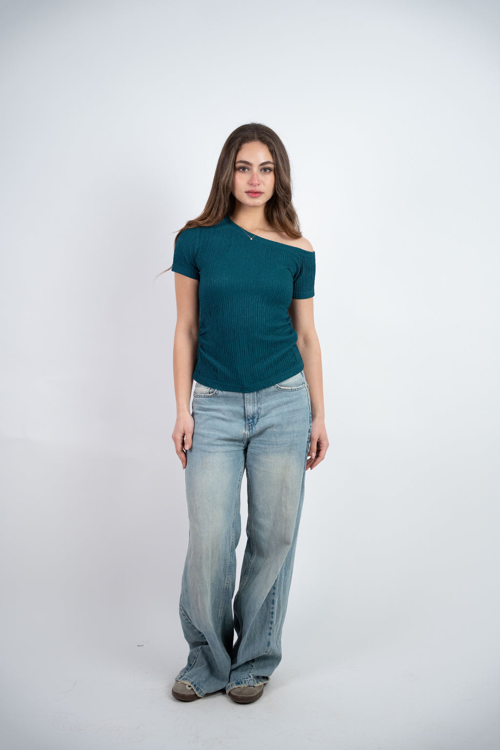 OFF SHOULDER CRINKLE BLOUSE