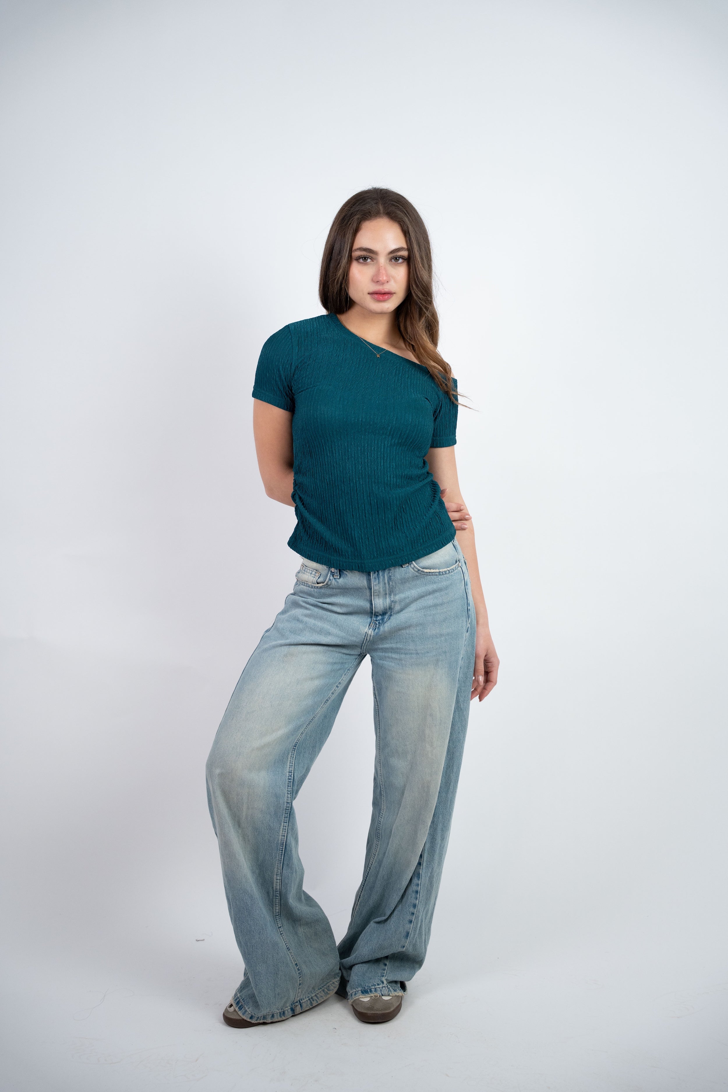 OFF SHOULDER CRINKLE BLOUSE